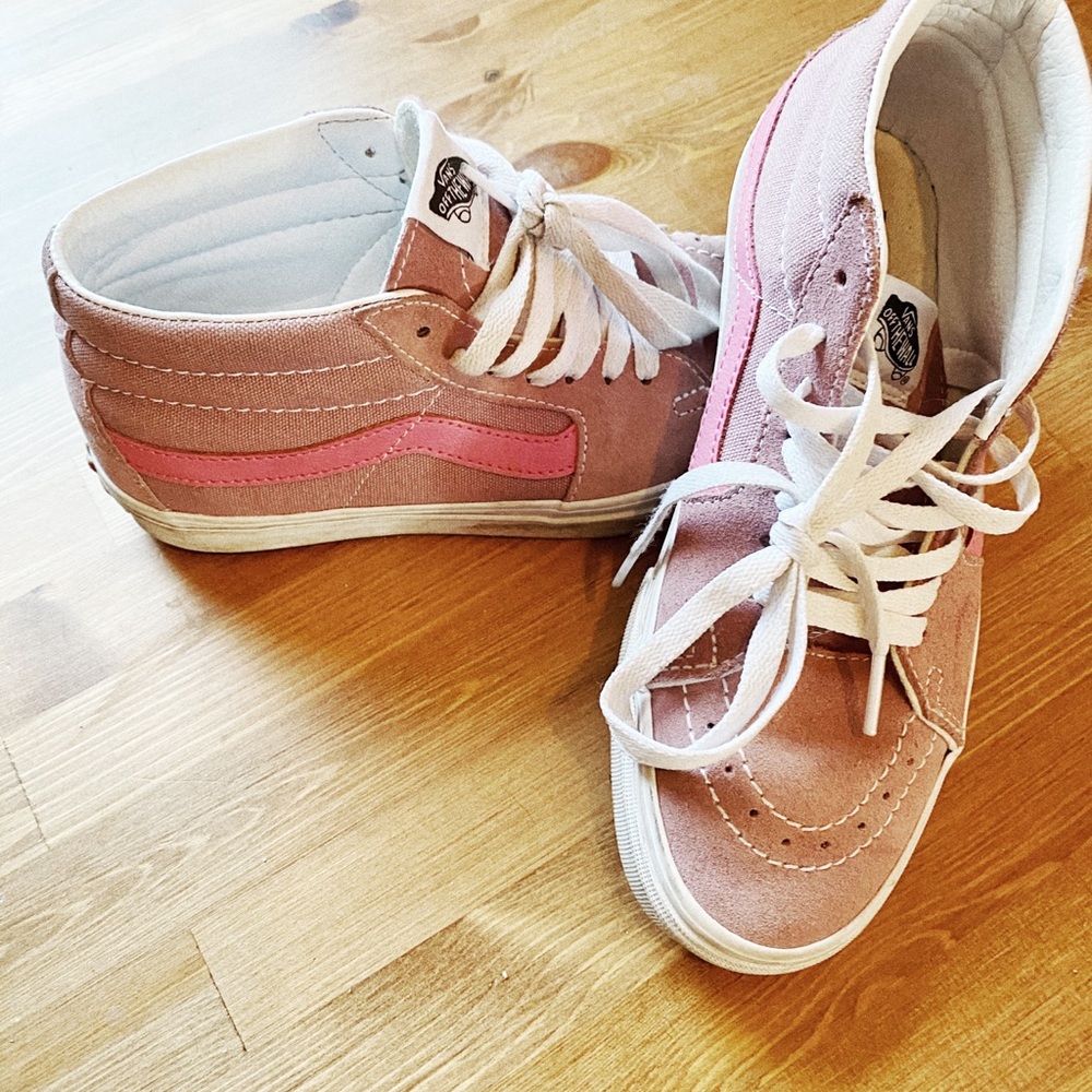 Vans - Picture 3 of 5
